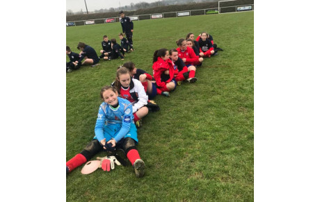 Découvrir le football féminin à l'AS Valognes